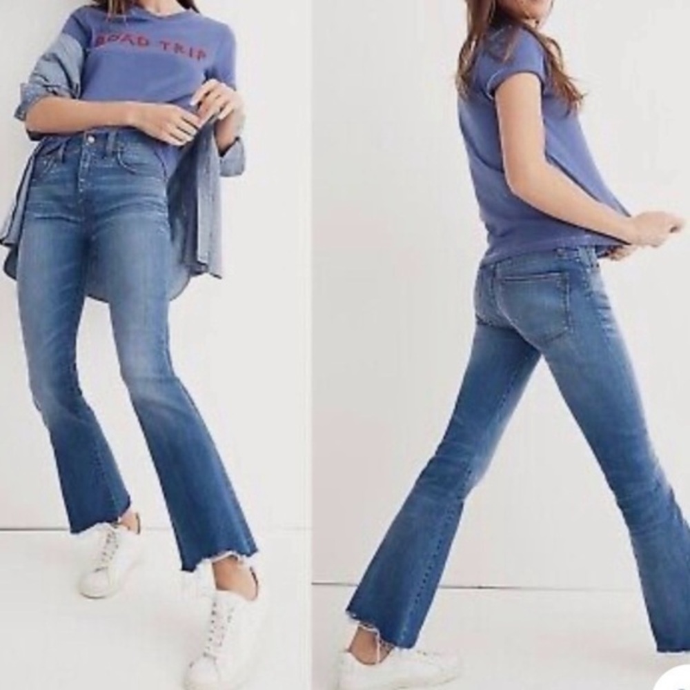 Madewell Size 25 Cali Demi-Boot Jeans
Destructed-Hem Edition Style H5900